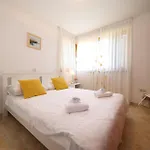6 Bedroom Beautiful In * Задар
