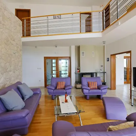 Luxurious In